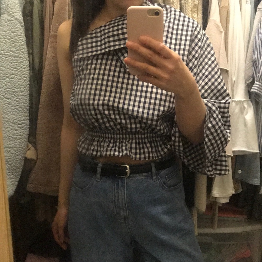 one shoulder top